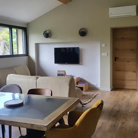 Apartman Bambou Serenite Eco Logis -piscine-terrasse *